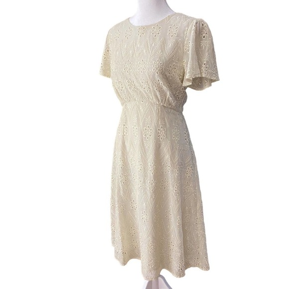 ASTR the Label Diana Short Sleeve Dress Ivory Lace Eyelet Retro Classic White S - Picture 6 of 15
